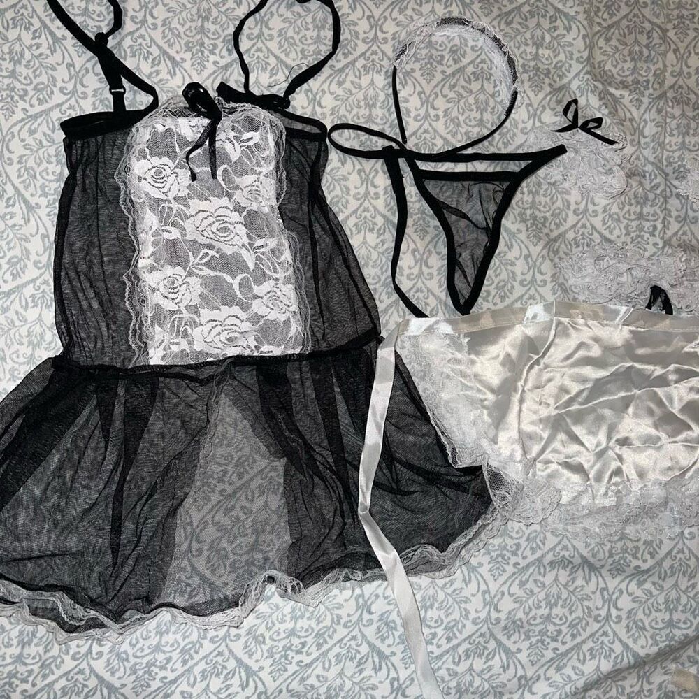 Naughty maid lingerie 7 piece set garter apron size S